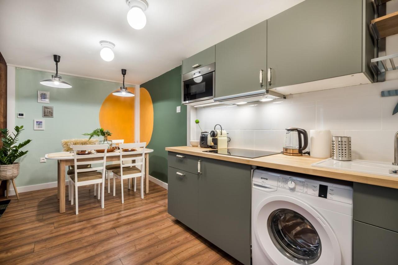 Colorful Designer Home In The Heart Of Budapest Luaran gambar
