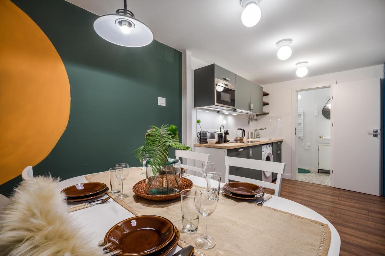 Colorful Designer Home In The Heart Of Budapest Luaran gambar